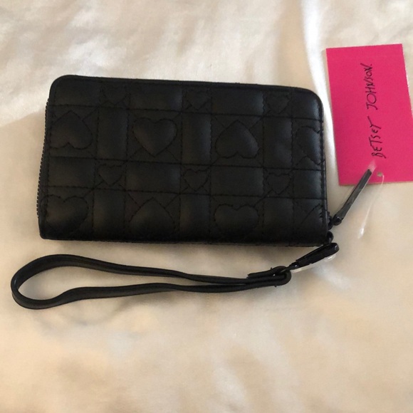 Betsey Johnson Black Faux Leather ZA Wallet Quilted Heart & Geometric Design NWT - Picture 8 of 16